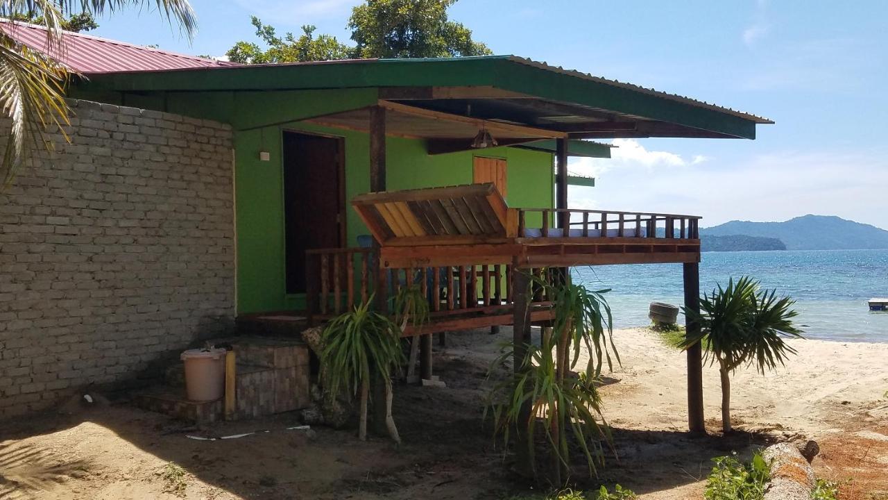 The Beachaven Chalets, Lodge Kota Belud